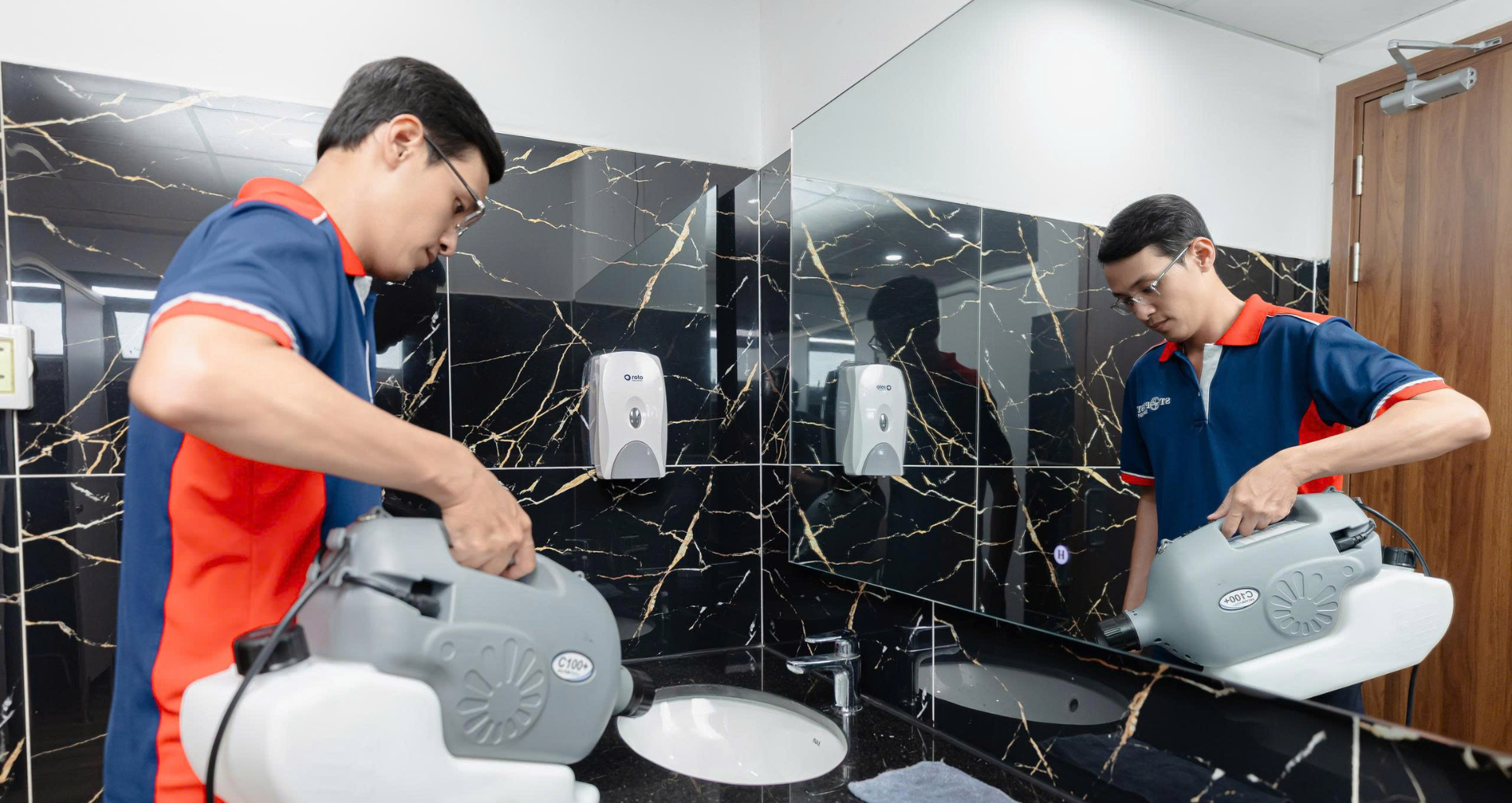 Gần 35 năm kinh nghiệm